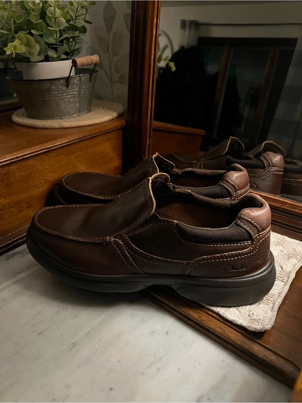 CLARK'S‎ Classic Slip On Bradley Free Leather Loafers Brown Black Men's Size 11